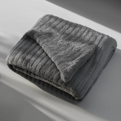 Cloudy Faux Fur Blanket